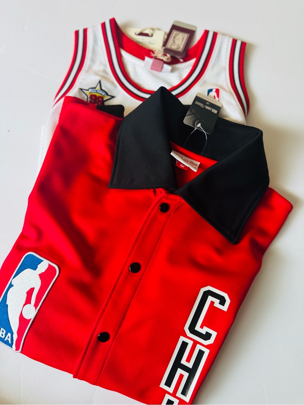 Authentic 98’ Micheal Jordan Jersey and 85’ Warm- Up Shooting shirt